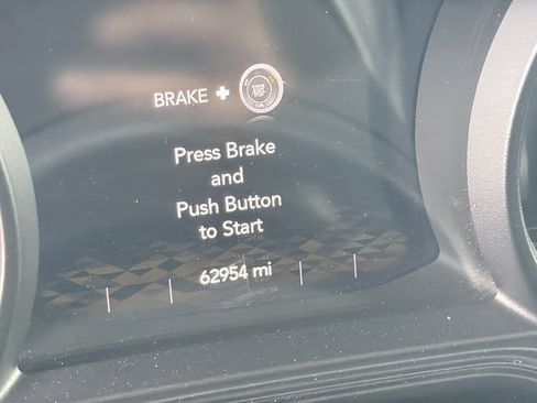 Used 2024 Jeep Wrangler Unlimited Sahara AWD/4WD image 4