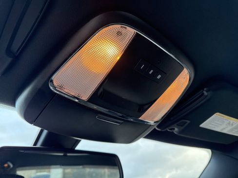 Used 2023 Dodge Charger GT image 28