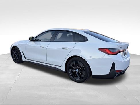 Used 2023 BMW i4 eDrive40 RWD image 8