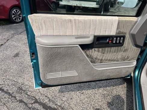 Used 1993 GMC Sierra 2500 4x4 Extended Cab image 7