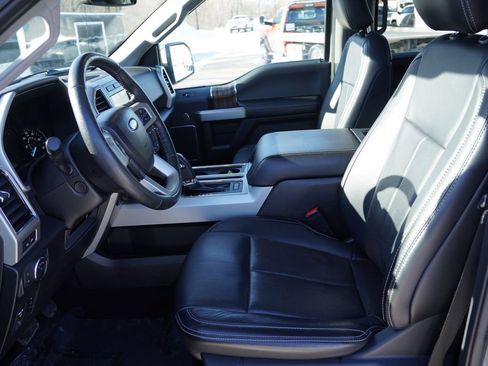 Used 2019 Ford F150 Lariat w/ Equipment Group 502A Luxury image 17