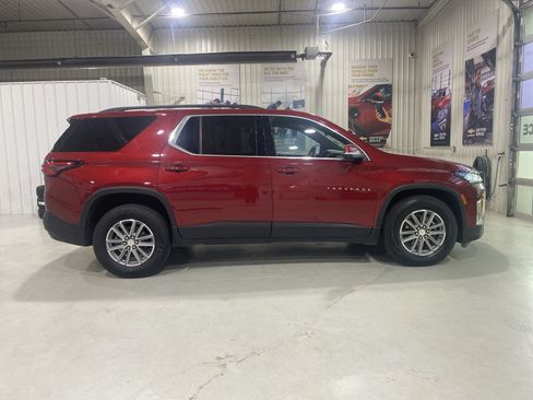 Used 2023 Chevrolet Traverse LT w/ LPO, Floor Liner Package AWD/4WD image 9