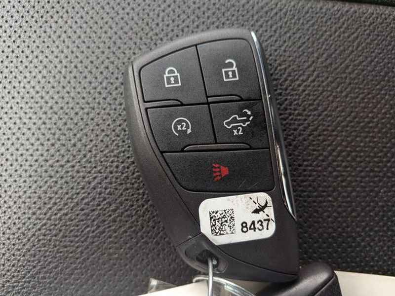 Used 2024 Chevrolet Silverado 1500 LTZ AWD/4WD image 35