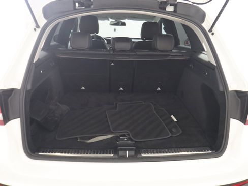 Used 2019 Mercedes-Benz GLC 300 image 19