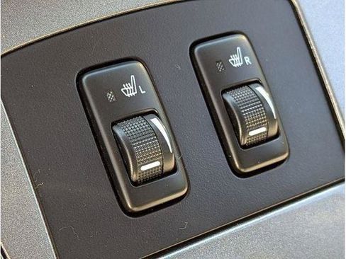Used 2005 Toyota Sienna XLE Limited FWD image 62