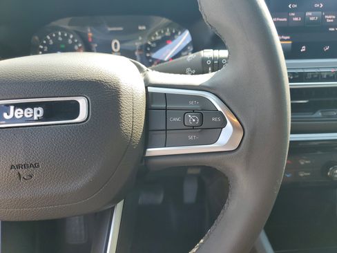 Used 2022 Jeep Compass Altitude image 18