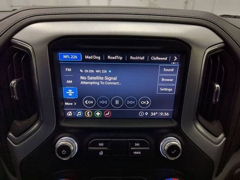 Used 2022 GMC Sierra 1500 SLT w/ SLT Premium Package image 25