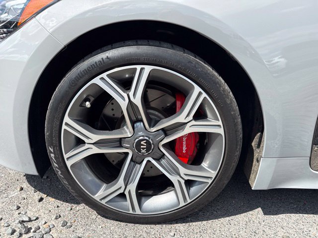 Used 2020 Kia Stinger GT1 RWD image 4