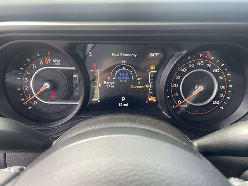 New 2025 Jeep Gladiator Rubicon w/ Safety Group image 18