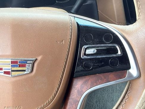 Used 2016 Cadillac Escalade ESV Platinum AWD/4WD image 8
