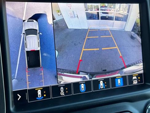 Used 2023 GMC Sierra 2500 Denali w/ Denali Ultimate Package image 27