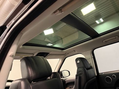 Used 2016 Land Rover Range Rover Supercharged AWD/4WD image 11