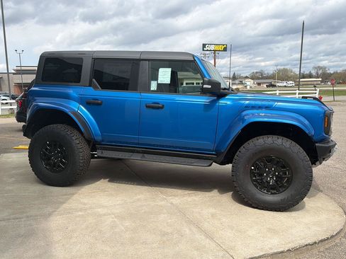 New 2026 Ford Bronco Raptor w/ Interior Carbon Fiber Pack AWD/4WD image 6