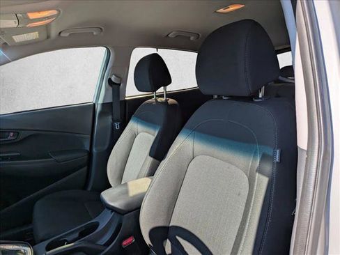 Used 2023 Hyundai Kona SEL image 13