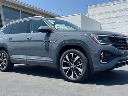 New 2025 Volkswagen Atlas SEL Premium R-Line