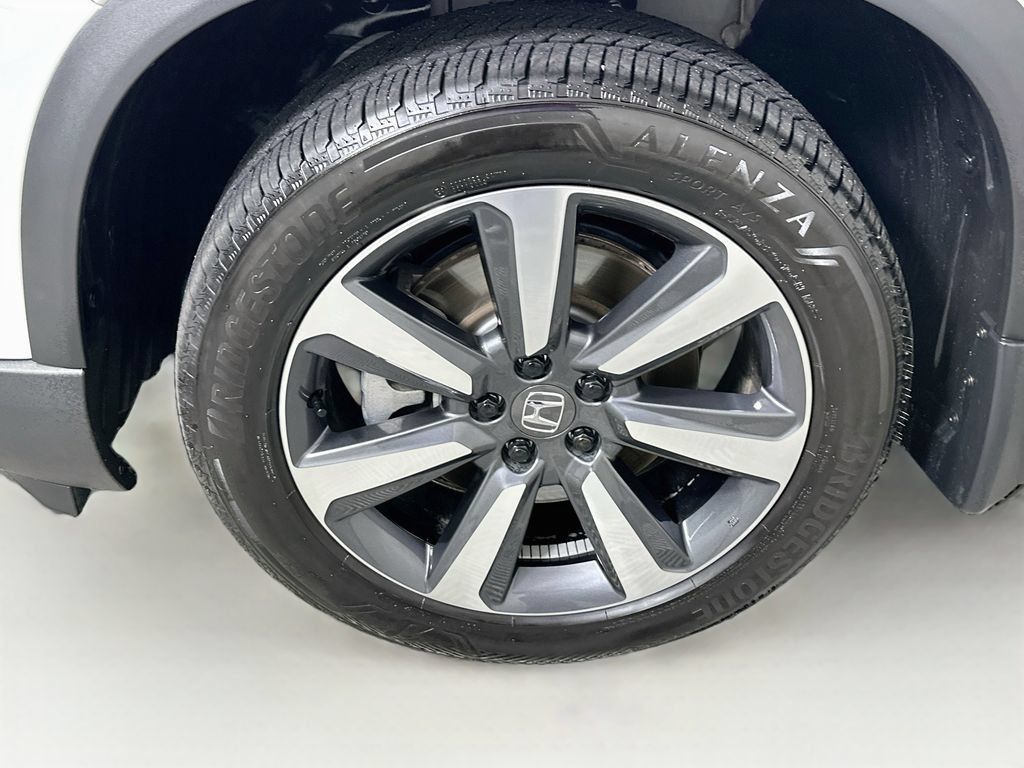 Certified 2025 Honda Pilot Elite image 24