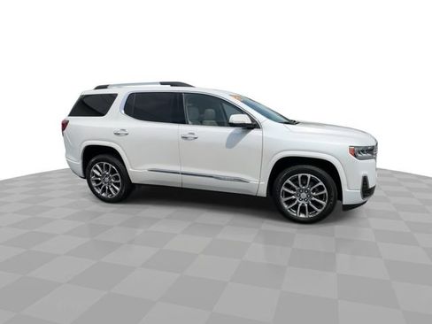Used 2023 GMC Acadia Denali w/ Denali Ultimate Package AWD/4WD image 9