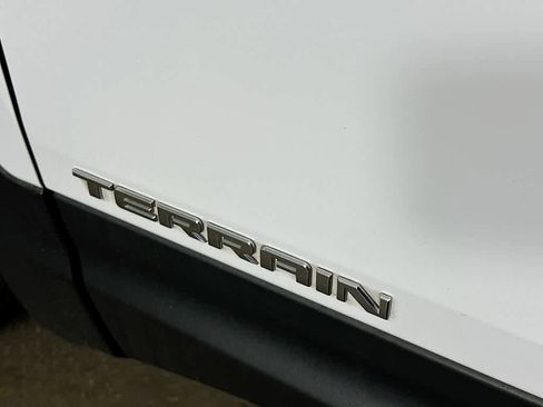 Used 2018 GMC Terrain SLE image 7