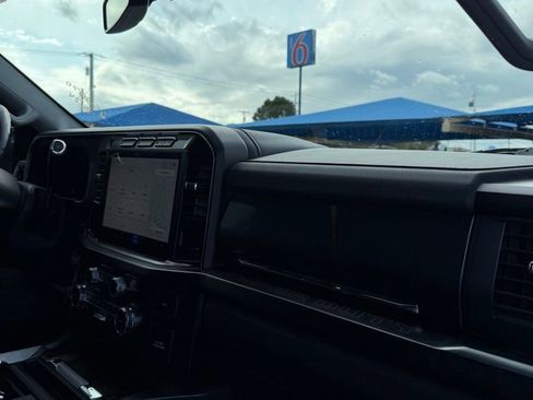 Used 2024 Ford F250 Lariat w/ Sport Appearance Package image 5