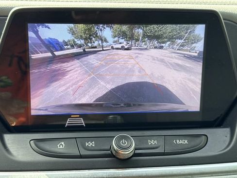 Used 2020 Chevrolet Blazer LT FWD image 31