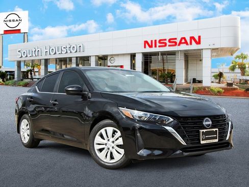 New 2025 Nissan Sentra S image 1