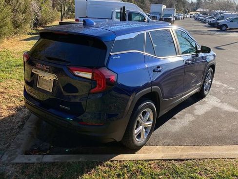 Used 2022 GMC Terrain SLE image 33