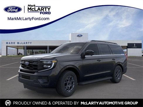 New 2026 Ford Expedition Active image 1