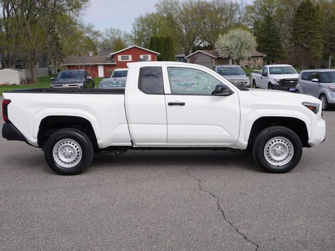 Used 2024 Toyota Tacoma SR RWD image 6