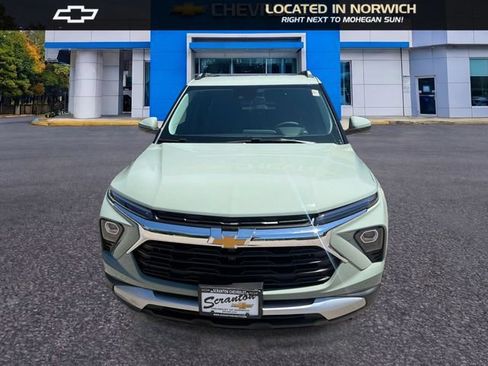 New 2026 Chevrolet TrailBlazer LT w/ Convenience Package AWD/4WD image 2