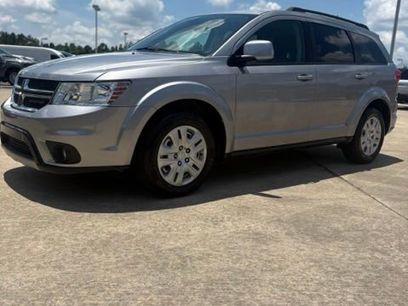Used 2019 Dodge Journey SE