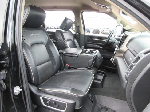 Used 2020 RAM 1500 Laramie w/ Trailer Tow Group AWD/4WD image 23