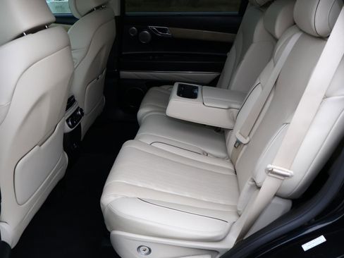 Used 2024 Genesis GV80 3.5T w/ Advanced Package image 21