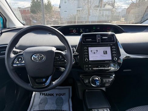 Used 2022 Toyota Prius Prime LE image 21