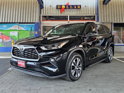 Used 2023 Toyota Highlander XLE