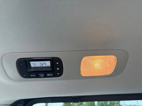 Certified 2025 Honda Odyssey EX-L image 23