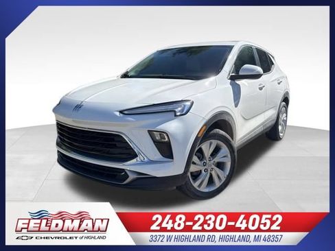 Used 2024 Buick Encore GX Preferred w/ Comfort Package AWD/4WD image 1