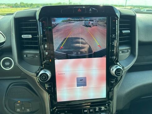 New 2025 RAM 2500 Tradesman image 38