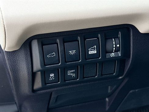 Used 2020 Subaru Ascent Limited w/ Popular Package #2A AWD/4WD image 10