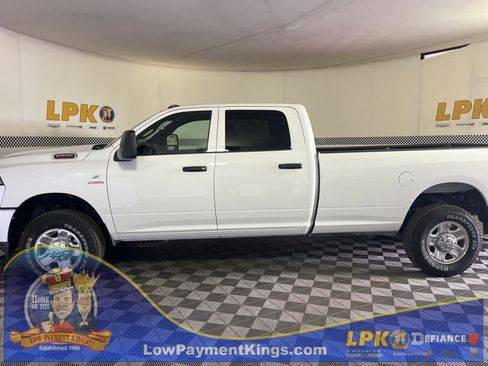 Used 2025 RAM 2500 Tradesman w/ Chrome Appearance Group image 4