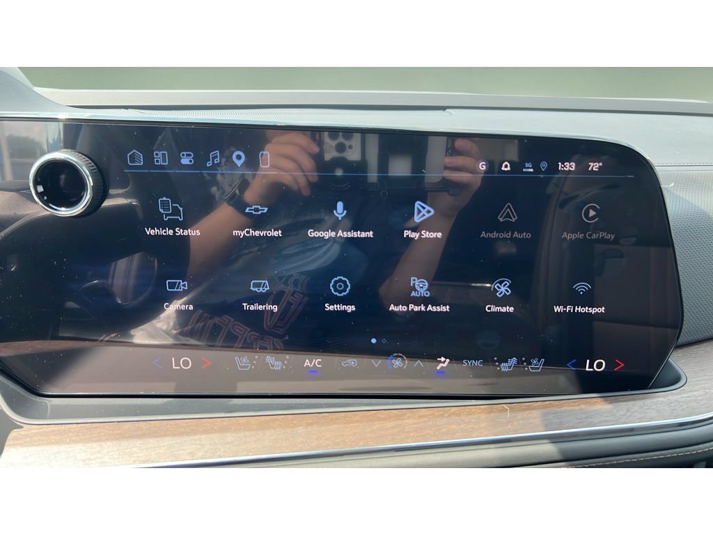 New 2026 Chevrolet Tahoe High Country AWD/4WD image 18