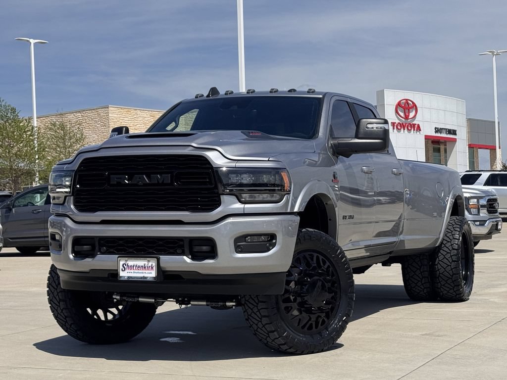 Used 2024 RAM 3500 Limited w/ Night Edition AWD/4WD image 2