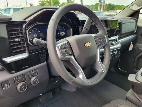 New 2026 Chevrolet Silverado 1500 LT AWD/4WD image 10