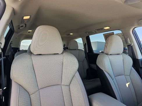 Certified 2024 Subaru Ascent Premium w/ Convenience Package image 19