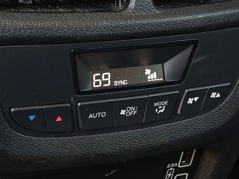 Used 2020 Honda Pilot EX-L image 11