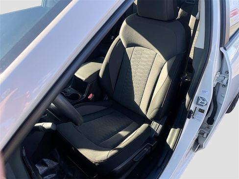 Used 2024 Subaru Impreza 2.0i Sport image 18