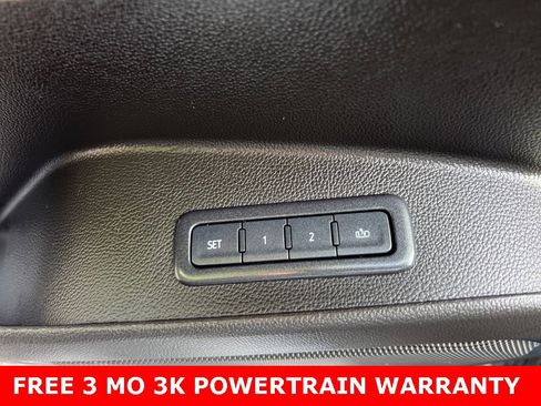 Used 2020 GMC Yukon Denali image 7