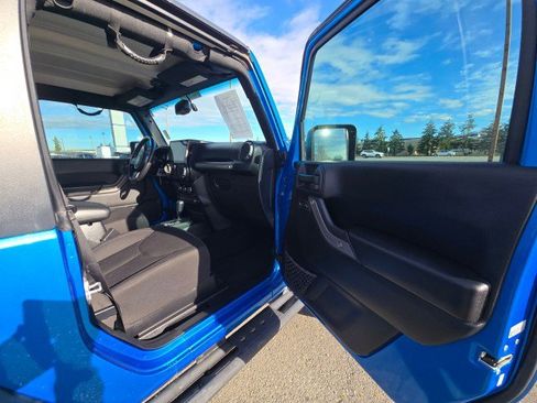 Used 2021 Jeep Cherokee Trailhawk w/ Sun, Sound & Nav Group image 50