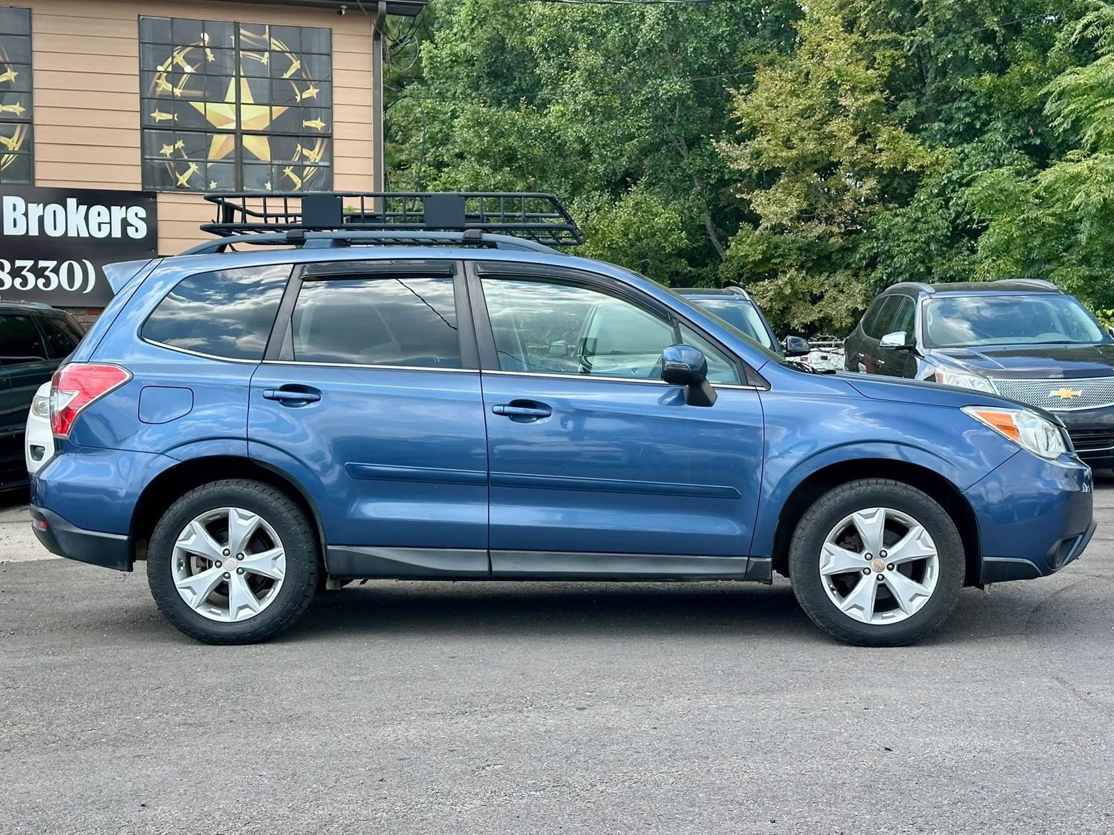 Used 2014 Subaru Forester 2.5i Touring AWD/4WD image 2