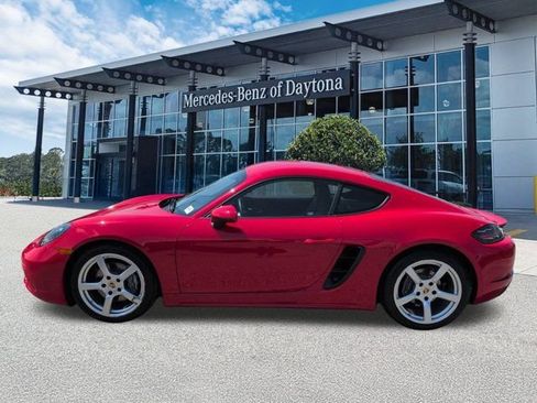 Used 2021 Porsche 718 Cayman RWD image 7