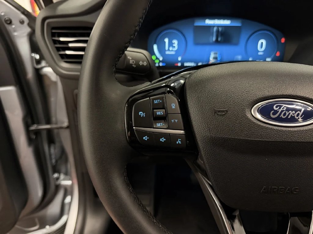 Used 2023 Ford Escape Platinum AWD/4WD image 21